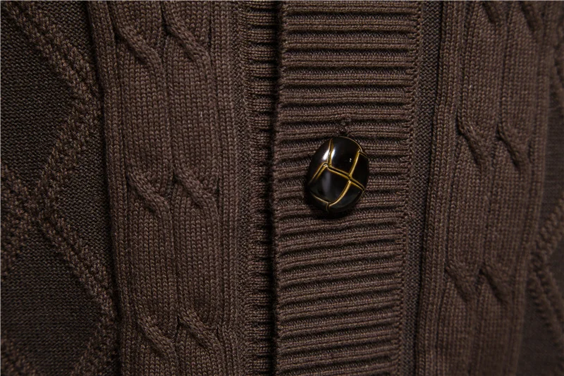 AIOPESON Cotton Argyle Cardigan Men Casual Single Breasted Solid Color Business Mens Cardigans New Winter Fashion Sweater Man